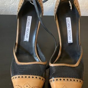 Luciano Padovan ankle strap, tan, black pump